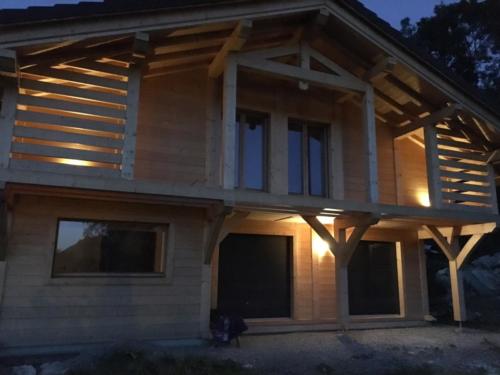 Chalet poteaux poutres